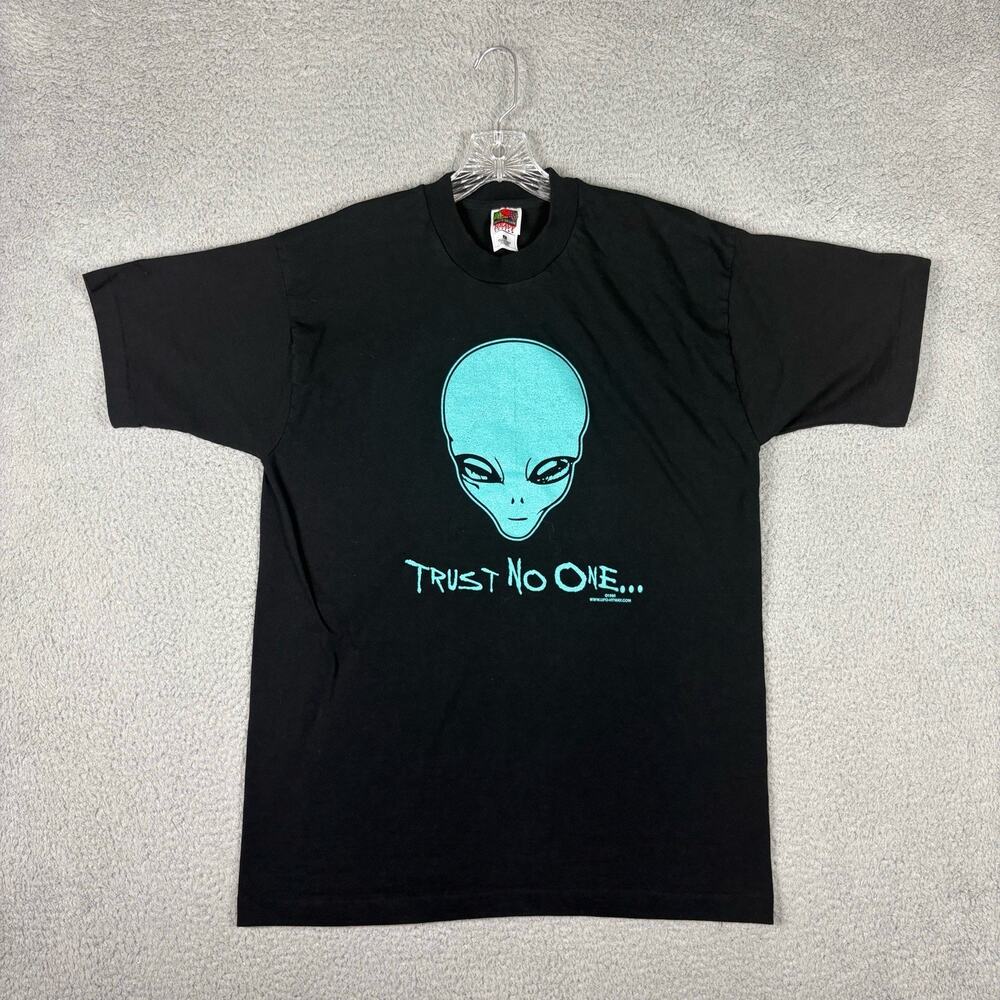 Vtg 90s Alien T-shirt Men’s Large Black 1996 FOTL Single Stitch Grunge Novelty